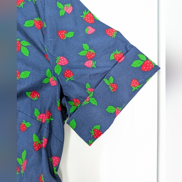 Kate Spade tossed strawberry shirt dress size M - Picture 6 of 14